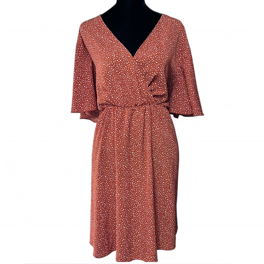 SHEIN CURVE Polka Dot Dress With V Neck And Bell Sleeves 2XL Exellent Condition